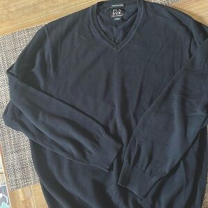 Jos. A. Bank men’s black V neck sweater. Large. 100% Pima Cotton.